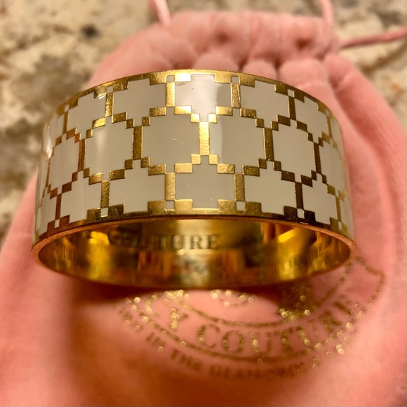 Juicy Couture Geometric Bangle Bracelet - Picture 4 of 7